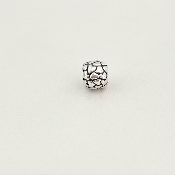 Pandora Sterling Silver Hearts Design Lotsa Love Rare Retired Bead Charm - Picture 3 of 5